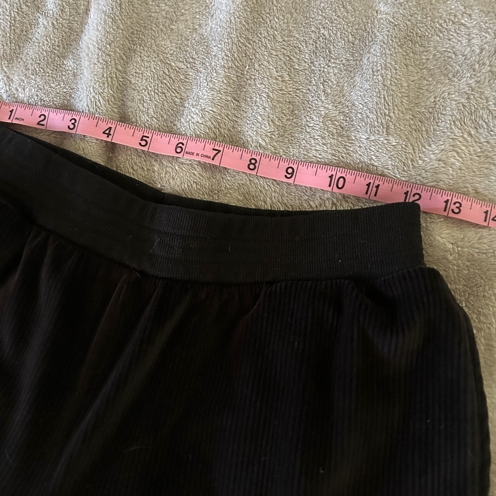 Joyspun pull on size S ribbed velour pants. Wide leg and wide stretch waist. - Picture 8 of 10